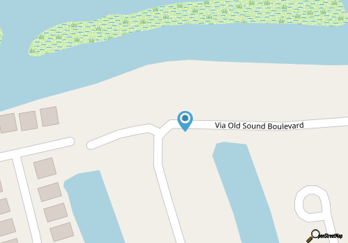 Luxury Condo and all your beach needs provided all you need is your swimsuit map location