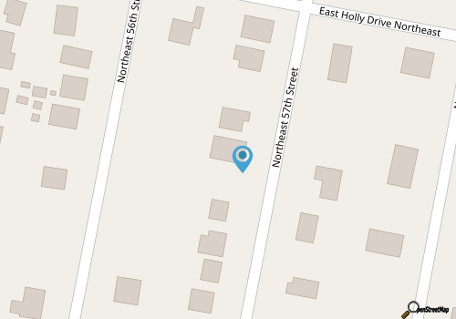 Family Retreat with Elevator + Wheelchair accessible. Walk to Beach! map location