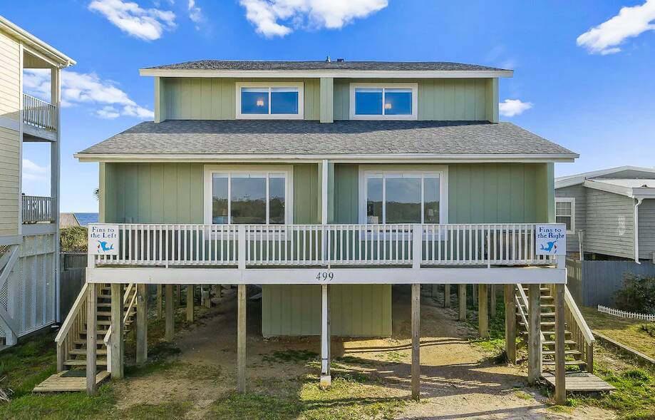 Fins To The Right - Oceanfront duplex