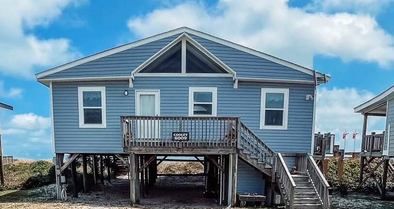Welcome to Cooley! Cozy oceanfront home ...