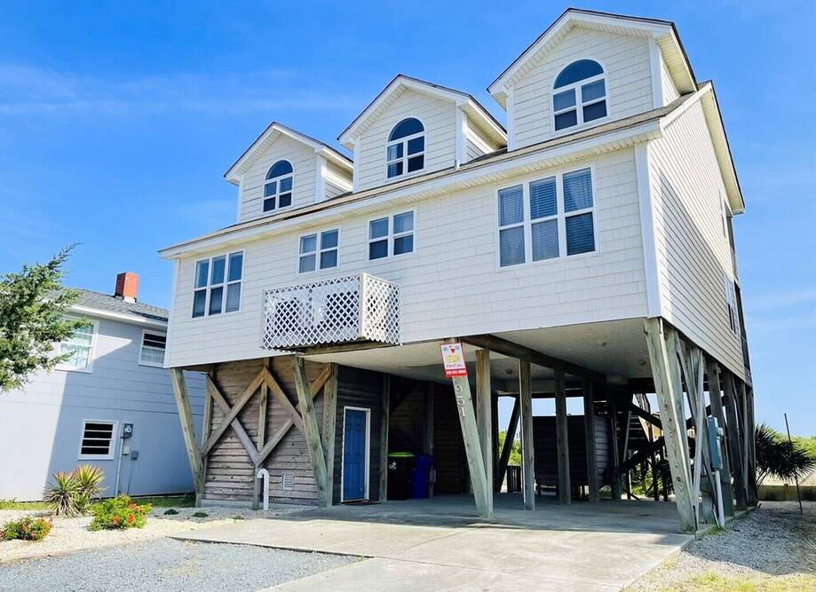 Nothin But Nett - Oceanfront home with a...