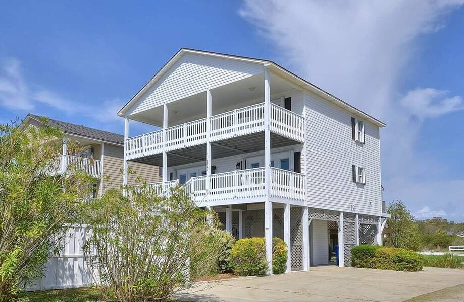 5BR/3BA Oceanfront Home - POOL, Private ...