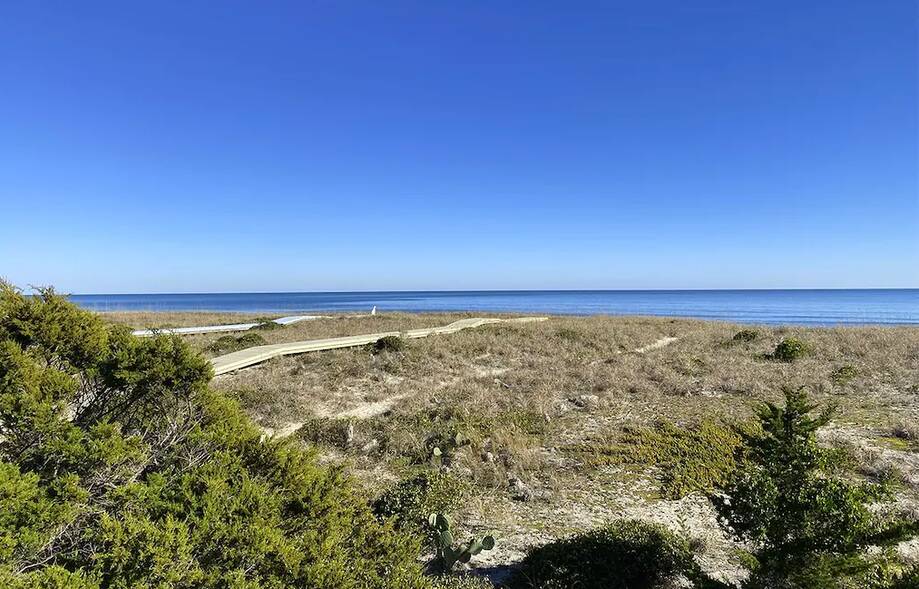 Oceanfront condo, recently renovated w/o...